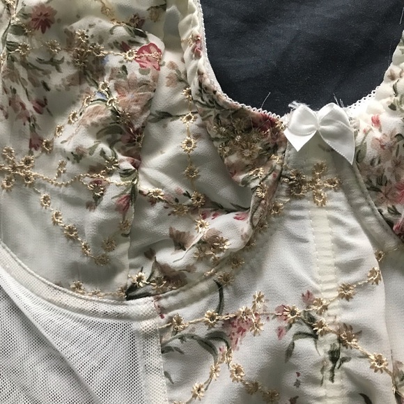 🌟Sold🌟corset top - Picture 2 of 6